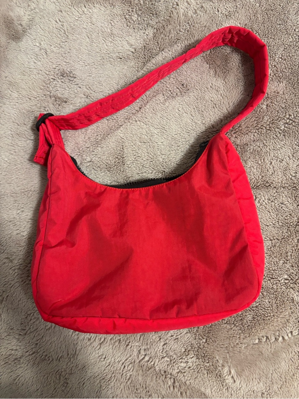 Red Baggu Small Shoulder Bag